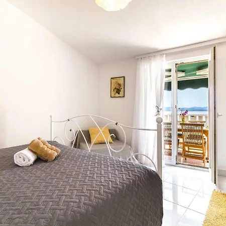 Apartment Smokvina *